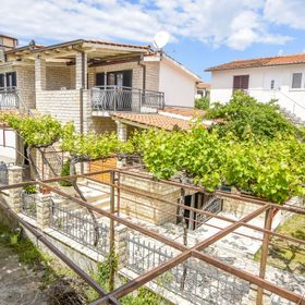 Apartments Juric Rogoznica