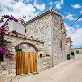Apartment Zlendic Stomorska