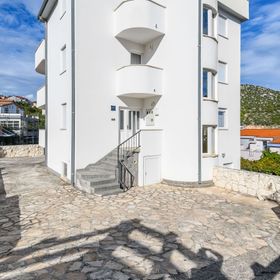 Apartments Jakov Marina