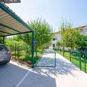 Apartments Dragutin Medulin