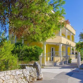 Apartments Kata Rogoznica