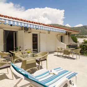 Apartment and Rooms Mato Mlini