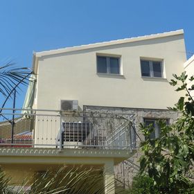 Apartments Branko Okrug Gornji