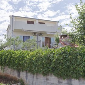 Apartments Vukić Rogoznica