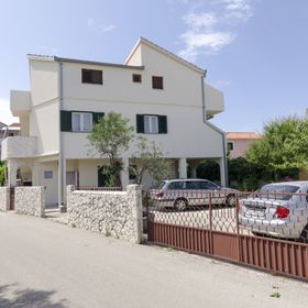 Apartments Vukić Rogoznica