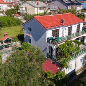 Apartments Ines Banjol