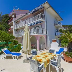 Apartments Zvonimir Hvar