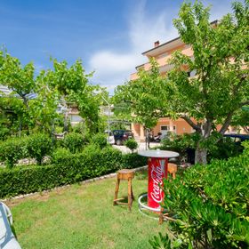 Apartments Rajka Lopar