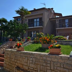 Apartments and Rooms Viktorija Pjescana Uvala