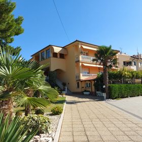 Apartments and Room Boris Baska