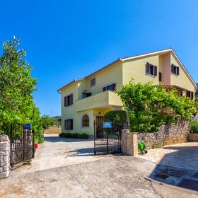 Apartments Arsen Mali Losinj