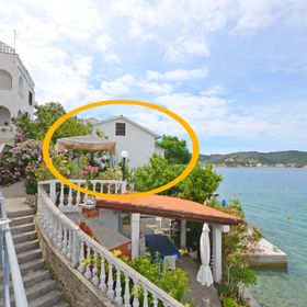 Apartments Vera Supetarska Draga