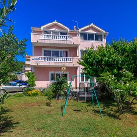 Apartments Krunoslav Punat