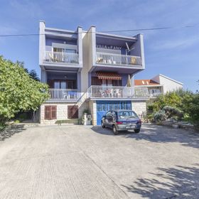 Apartments Franciska Brodarica