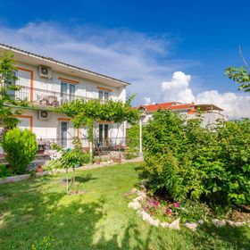 Apartments Joka Lopar