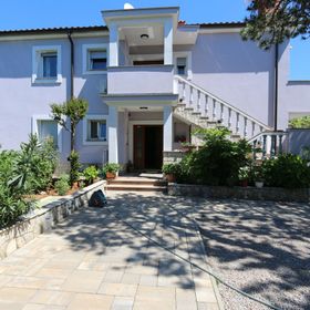 Apartments Villa Marica Silo