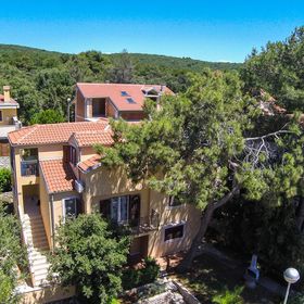 Apartments Emma Mali Losinj