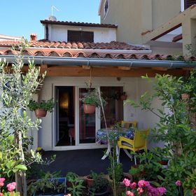 Apartments Maja Stinjan