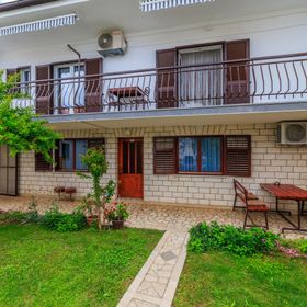 Apartments Tome Senj