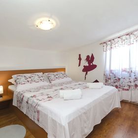 Apartment Marija Vodice II