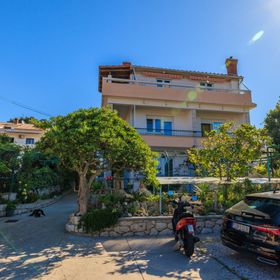 Apartments Nada Banjol