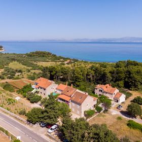 Apartments Jakov Mirca