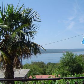 Apartments Anica Dramalj