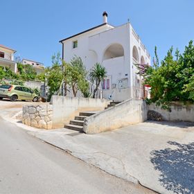 Apartments Branislav Rogoznica