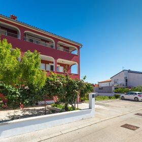 Apartments Boris Fazana