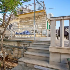 Apartment Josip Supetar