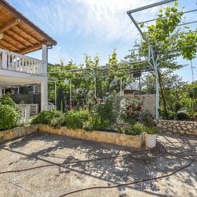 House Lucija Rogoznica