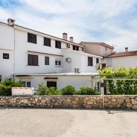 Apartment Jelka Baska