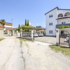 Apartments Antea Rogoznica