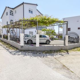 Apartments Antea Rogoznica