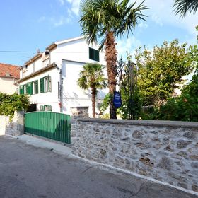 Apartments Vladimir Vodice