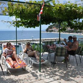 Apartments Tonči Podgora