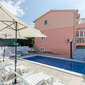 Apartments Ljubica Rogoznica