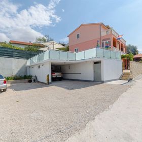 Apartments Ljubica Rogoznica