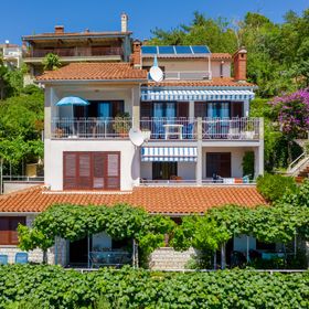 Apartments Mandica Rabac