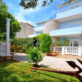 Apartments Milan Rakalj