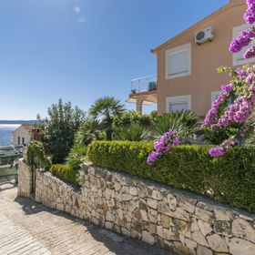 Apartments Slavomir Okrug Gornji