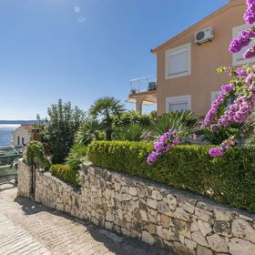 Apartments Slavomir Okrug Gornji