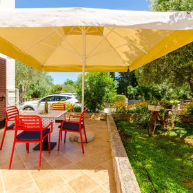 Apartments Pharos Stari Grad