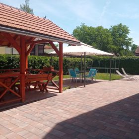 Napsugár Apartmanház Balatonlelle