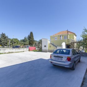 Apartments Dijana Vodice
