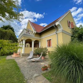 Ambrus Apartman Gyenesdiás