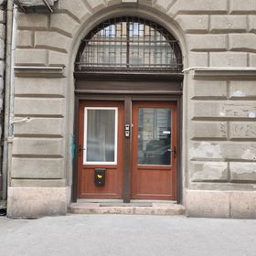 Vörösmarty Hostel Budapest