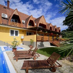 Rajna VillaBridge & Spa Bogács