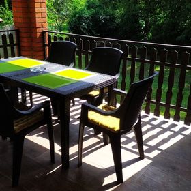 Emerencia Vendéghàz Szihalom