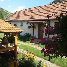 Agócs Vendégház Uppony